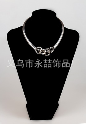 韓版愛心鎖骨鏈 時(shí)尚個(gè)性百搭的裝飾魅力